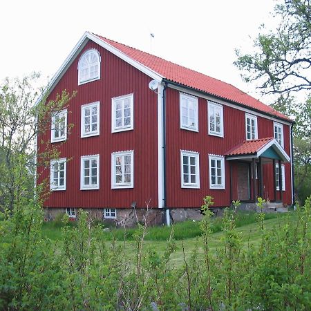 Spjutsbygds Gards Bed And Breakfast Rodeby Buitenkant foto