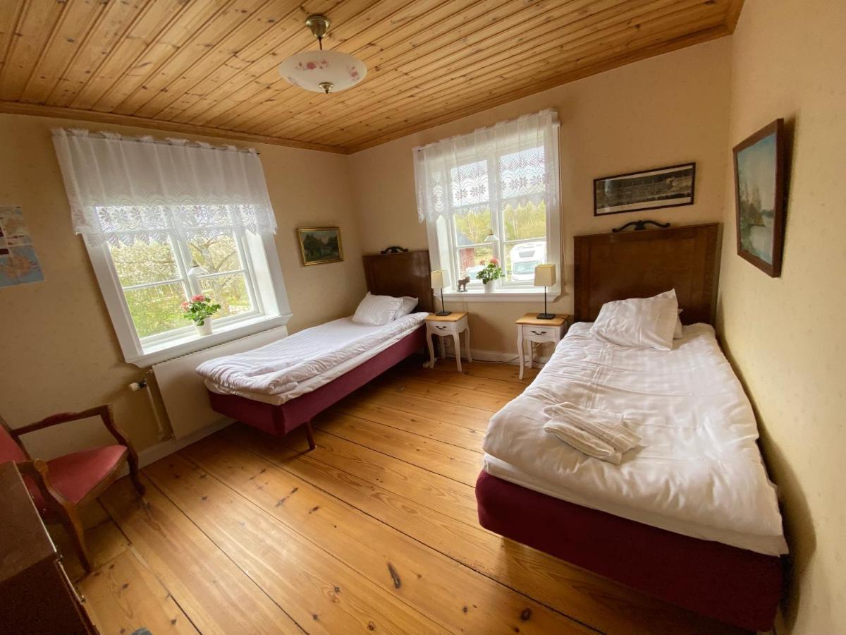 Spjutsbygds Gards Bed And Breakfast Rodeby Buitenkant foto